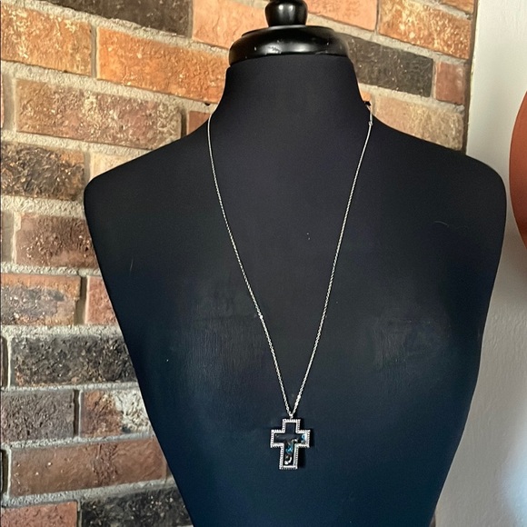 Silver Cross Pendant Necklace - Picture 1 of 3